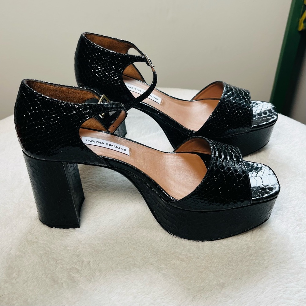 Tabitha Simmons Black Textured Platform Heels